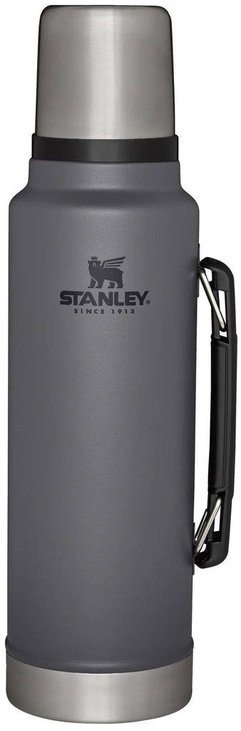 Stanley Classic Legendary Bottle - 1.5qt - Hike & Camp