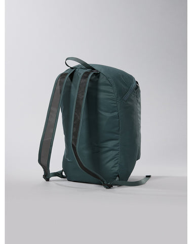 Arc'teryx Heliad 15 Backpack | Hilton's Tent City